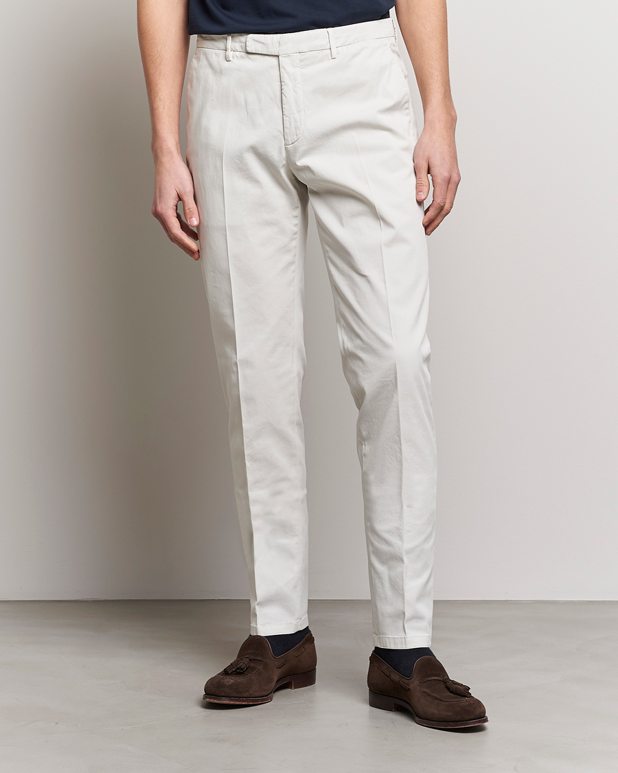 Men | Trousers | Boglioli | Cotton Stretch Chinos Off White