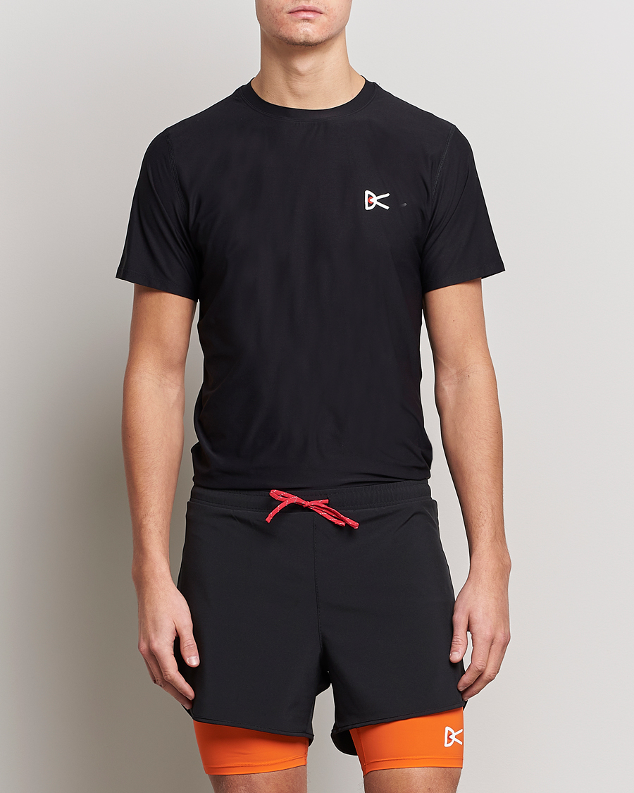 Men |  | District Vision | Aloe-Tech Short Sleeve T-Shirt Black