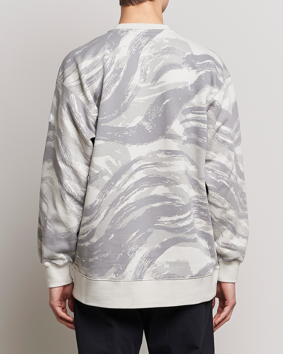 Men | Sweaters & Knitwear | Moncler Genius | 4 Moncler Hyke Printed Sweatshirt Camo