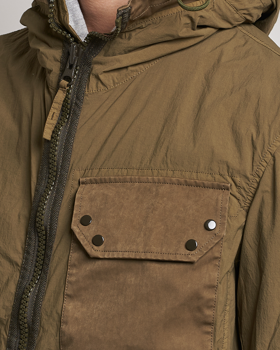 Men | Coats & Jackets | Ten c | Garment Dyed Nylon Hooded Jacket Olive