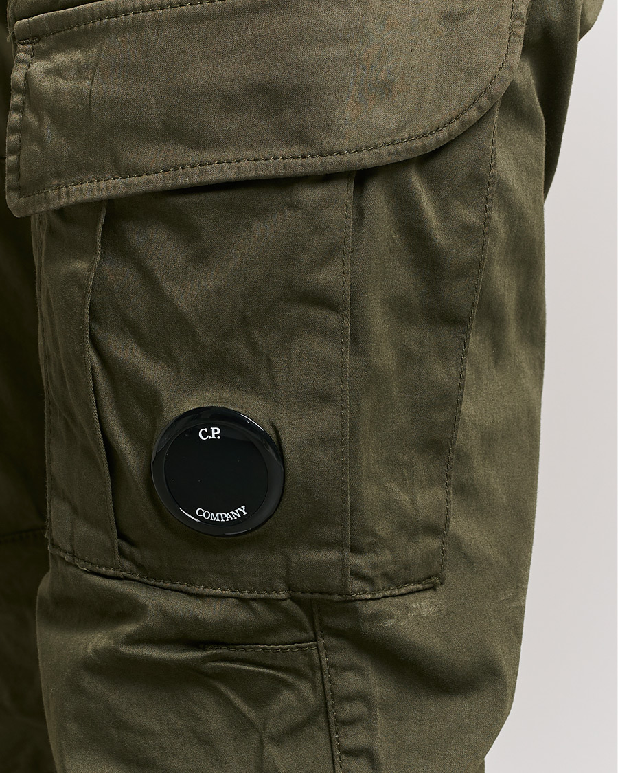 Men | Trousers | C.P. Company | Satin Stretch Cargo Pants Olive
