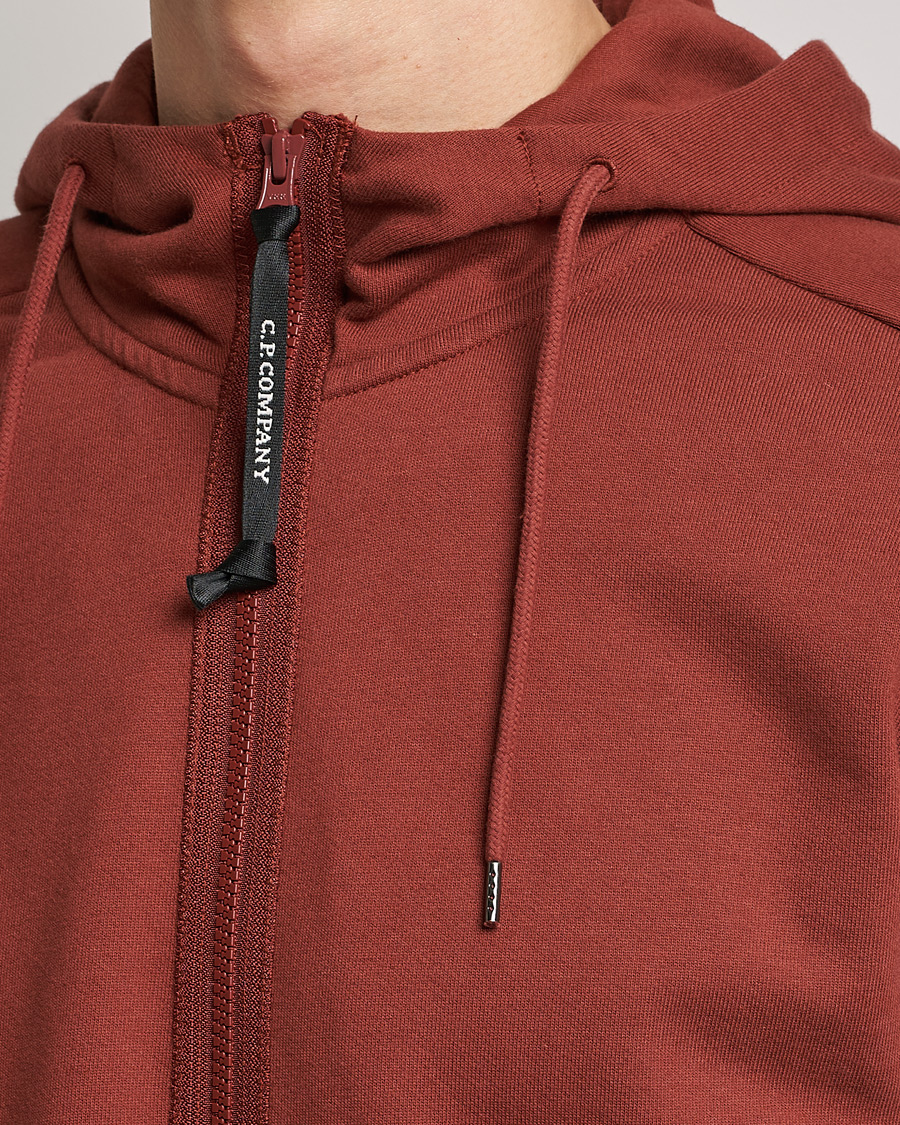 Men | Sweaters & Knitwear | C.P. Company | Diagonal Raised Fleece Full Zip Goggle Hoodie Rust