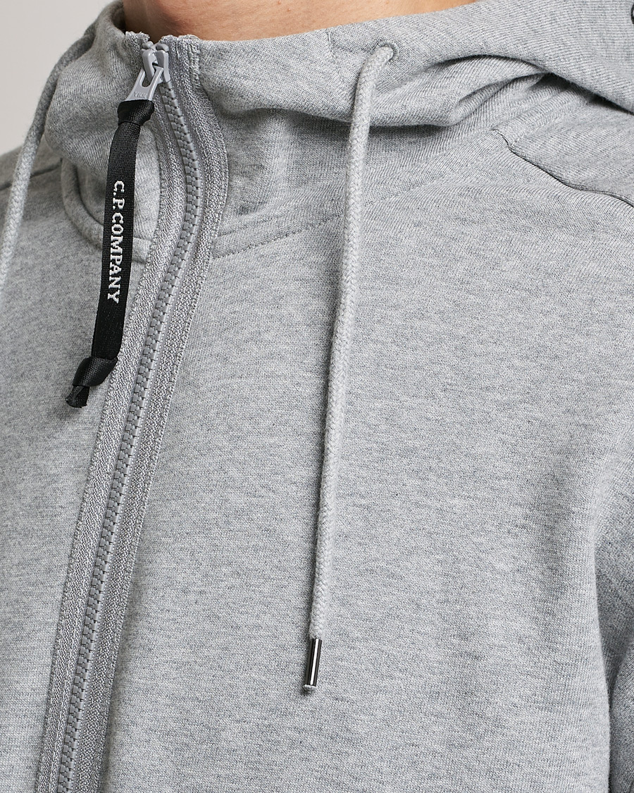 Men | Sweaters & Knitwear | C.P. Company | Diagonal Raised Fleece Full Zip Goggle Hoodie Grey