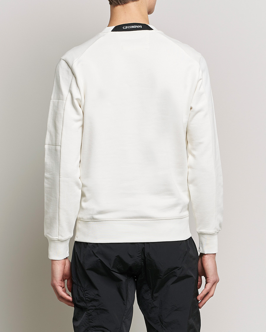 Men | Sweaters & Knitwear | C.P. Company | Diagonal Raised Fleece Lens Sweatshirt White