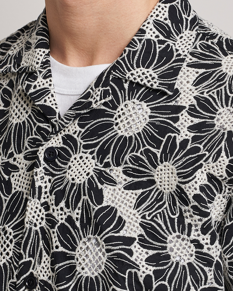 Men | Shirts | Sunflower | Cayo Floral Short Sleeve Shirt Black