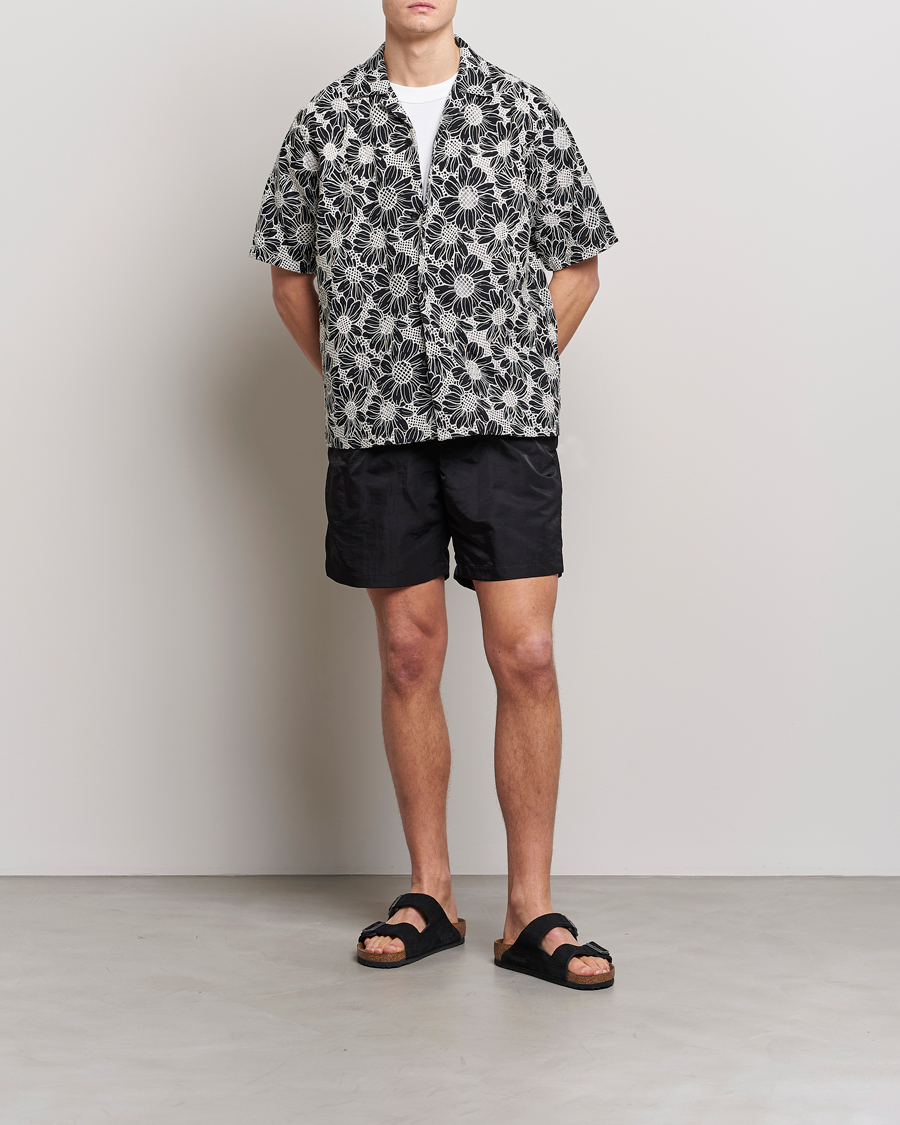 Men | Shorts | Sunflower | Mike Shorts Black