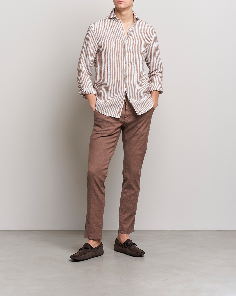 Men | Shirts | Stenströms | Slimline Cut Away Striped Linen Shirt Brown