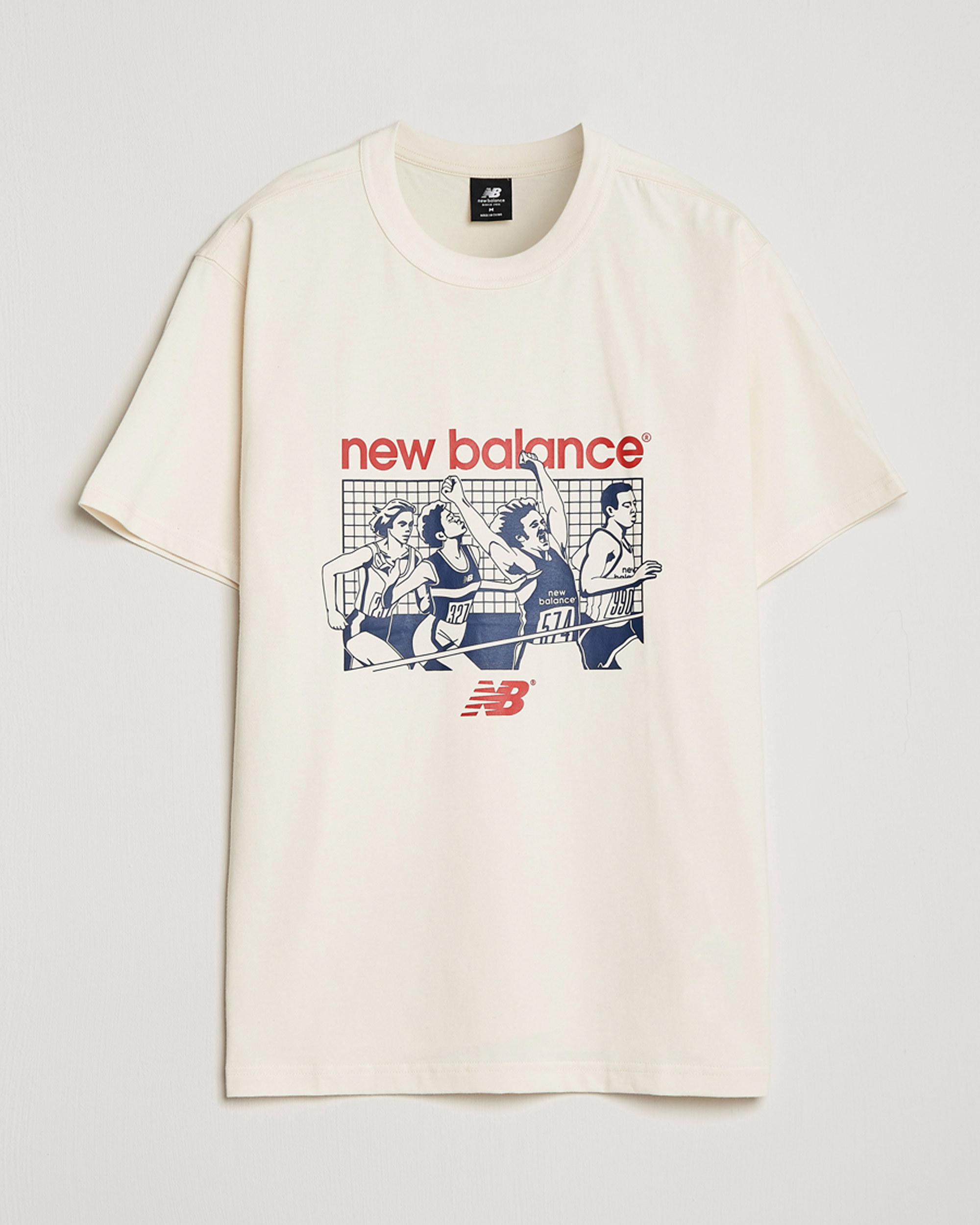 Men | T-Shirts | New Balance | Athletics 90s Graphic T-Shirt Greige