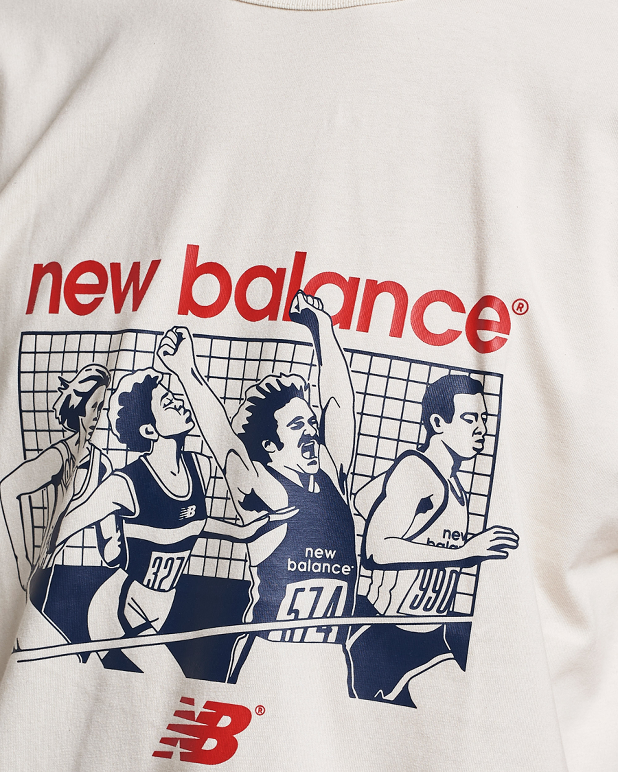 Men | T-Shirts | New Balance | Athletics 90s Graphic T-Shirt Greige
