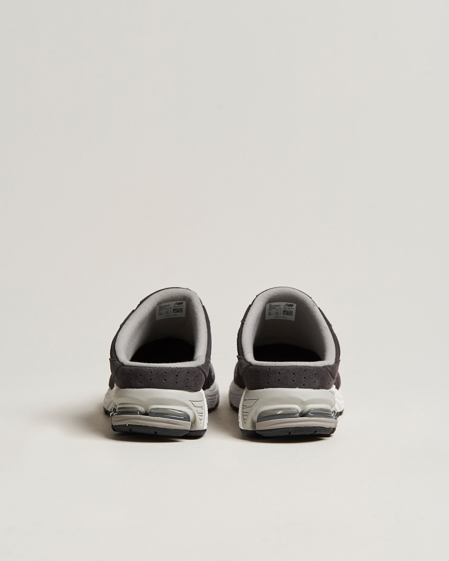 Men | New Balance 2002R Slippers Phantom | New Balance | 2002R Slippers Phantom