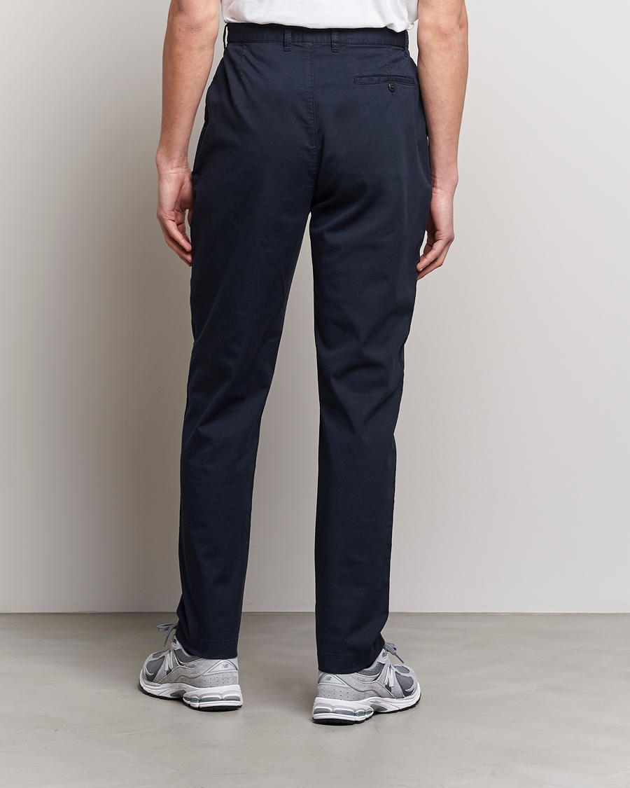 Men | Trousers | Sunspel | Pleated Stretch Cotton Twill Chino Navy