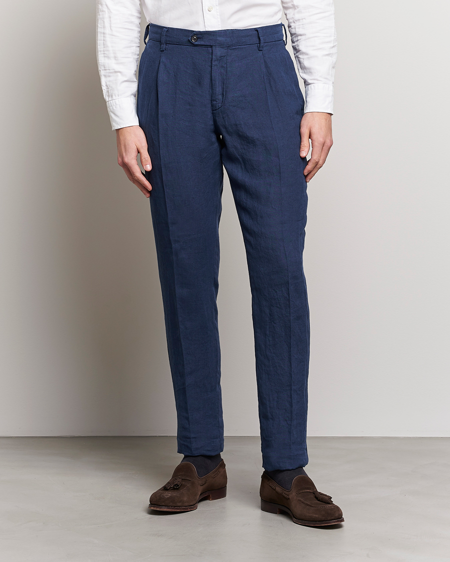 Men |  | Lardini | Pleated Linen Trousers Navy