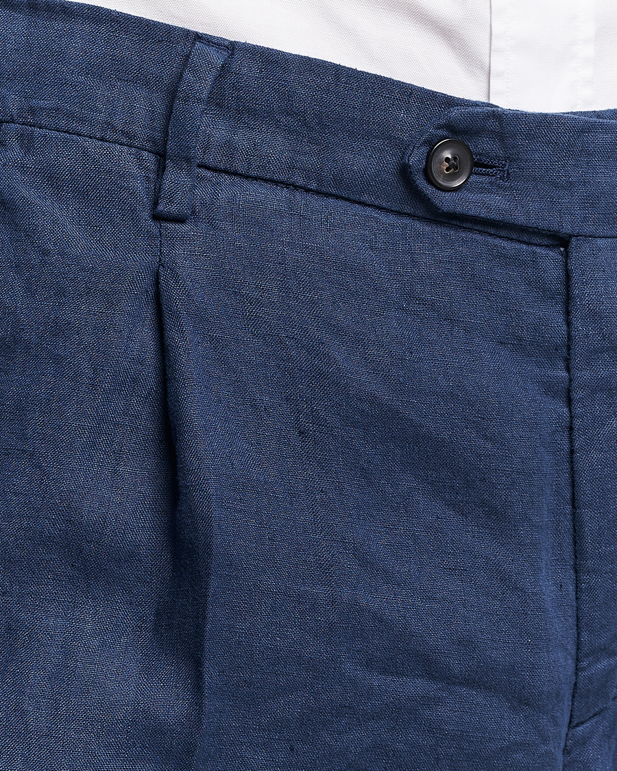 Men | Trousers | Lardini | Pleated Linen Trousers Navy