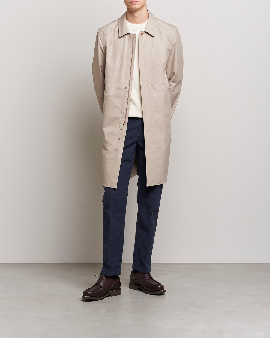 Men | Coats & Jackets | Private White V.C. | Unlined Cotton Ventile Mac Coat 3.0 Plaza Taupe