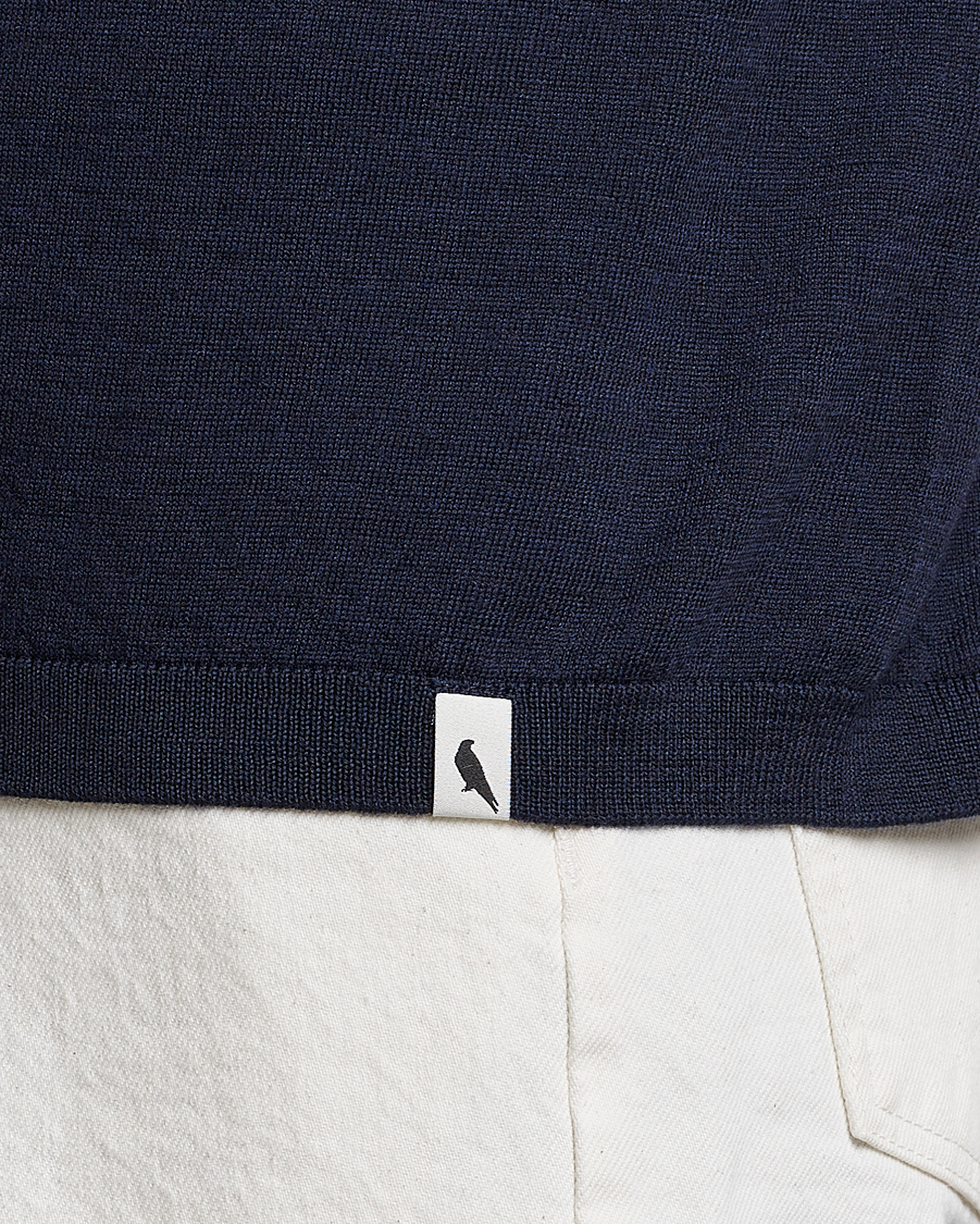 Men | T-Shirts | Peregrine | Knitted Wool T-Shirt Navy