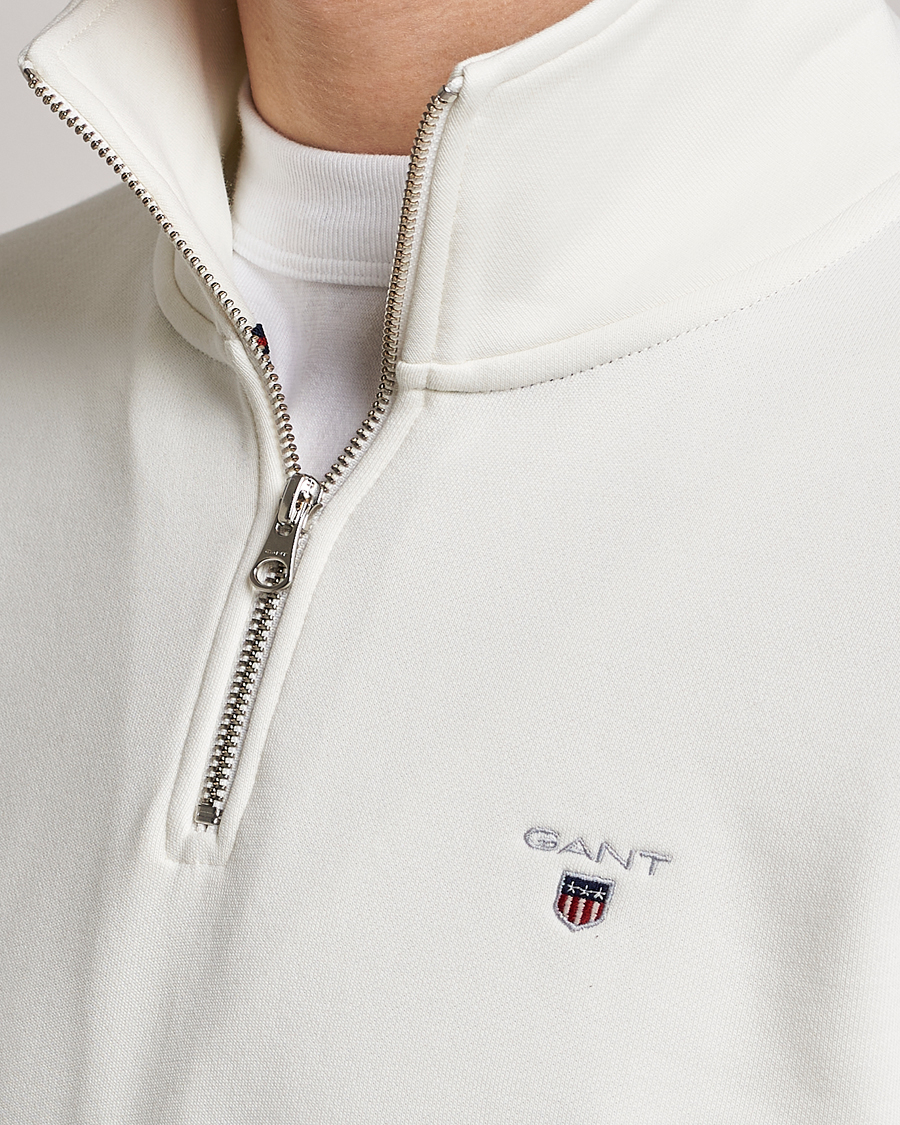Men | Sweaters & Knitwear | GANT | Original Shield Logo Half-Zip Eggshell