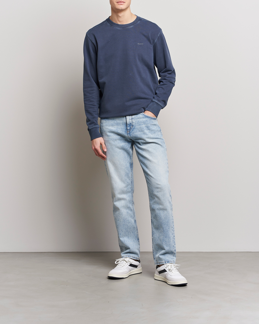 Men | Sweaters & Knitwear | GANT | Sunbleached Crew Neck Sweatshirt Evening Blue