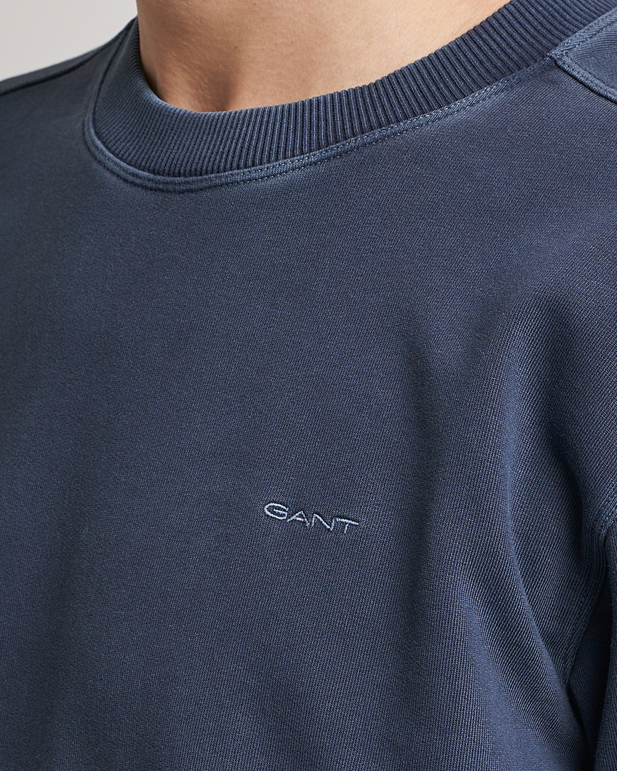 Men | Sweaters & Knitwear | GANT | Sunbleached Crew Neck Sweatshirt Evening Blue