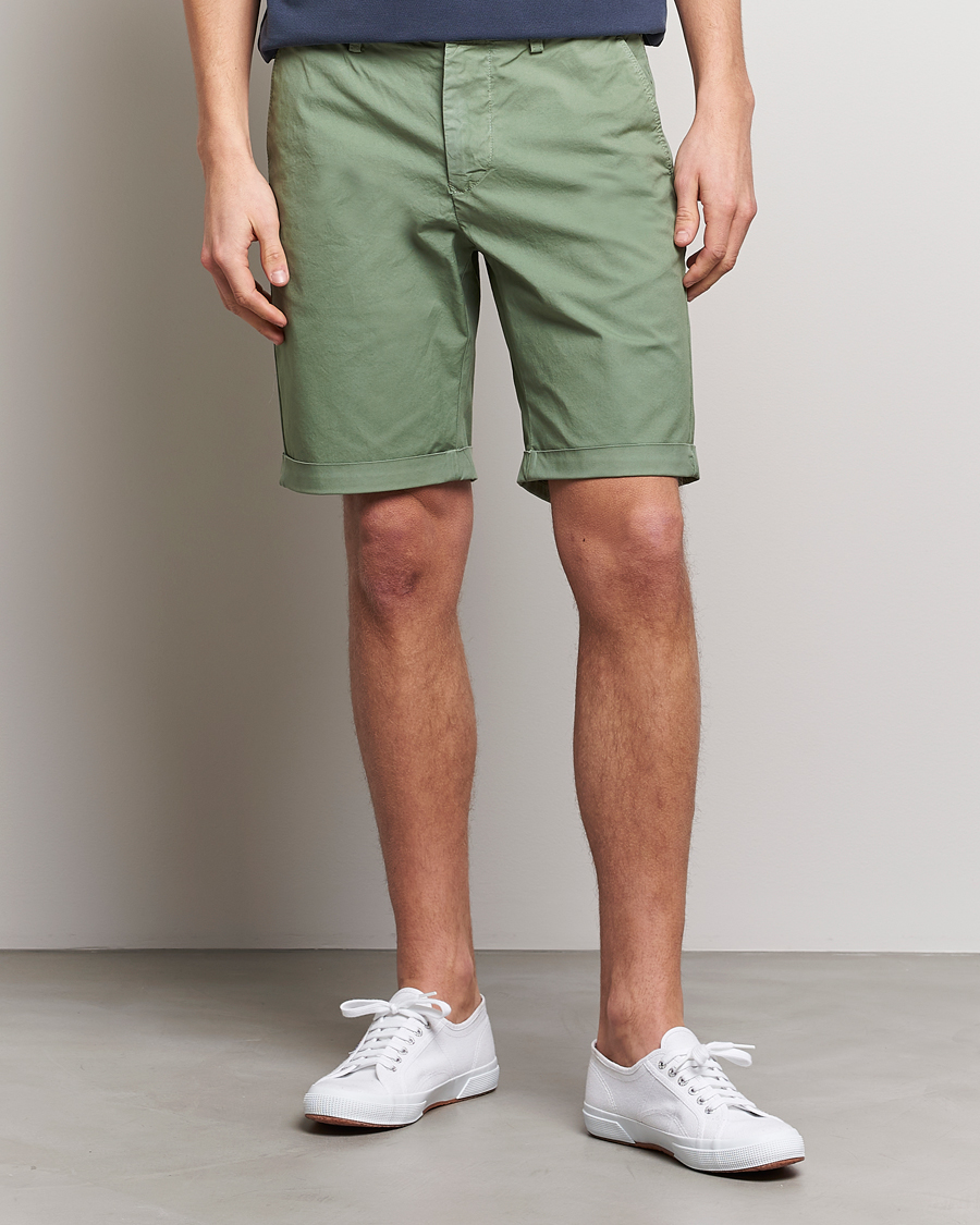 Men | Chino Shorts | GANT | Regular Sunbleached Shorts Calamata Green