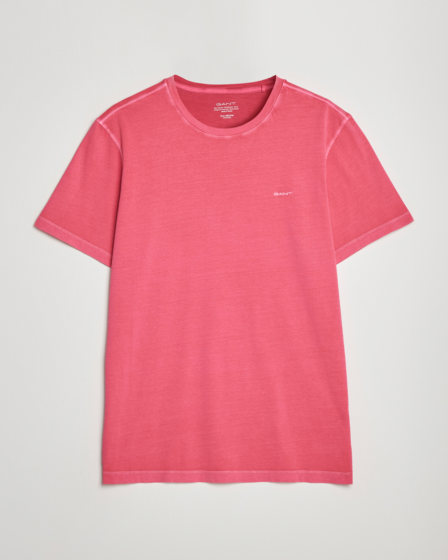 Men | T-Shirts | GANT | Sunbleached T-Shirt Magenta Pink