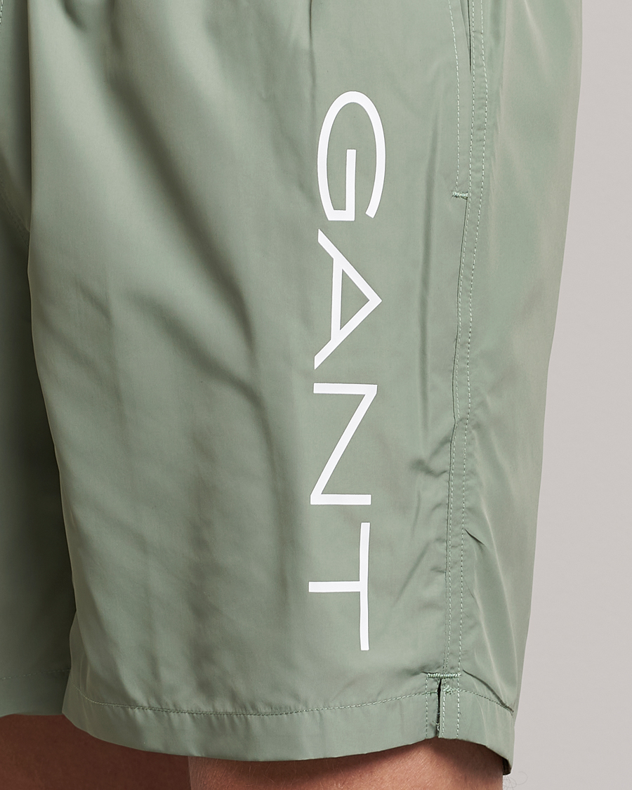 Men | Swimwear | GANT | Lightweight Logo Swimshorts Calamata Green