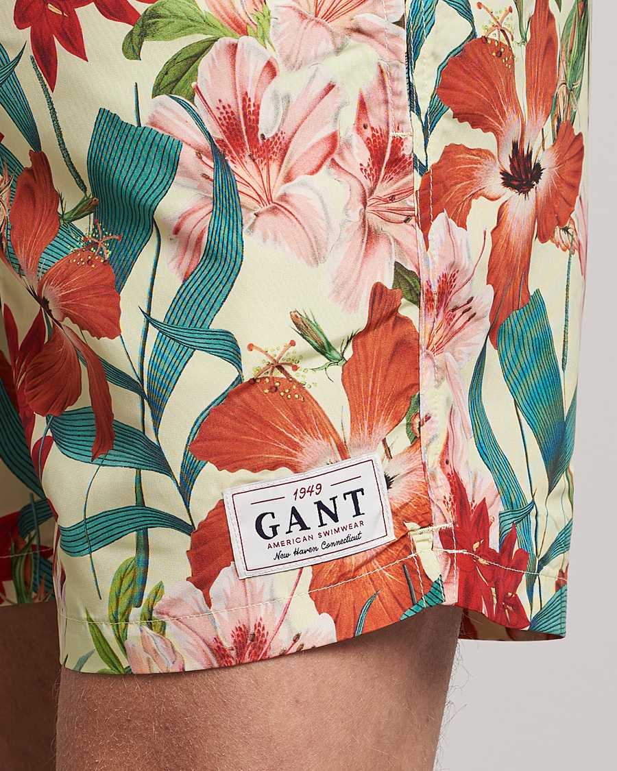 Men | Swimwear | GANT | Printed Flower Swimshorts Yellow Multi