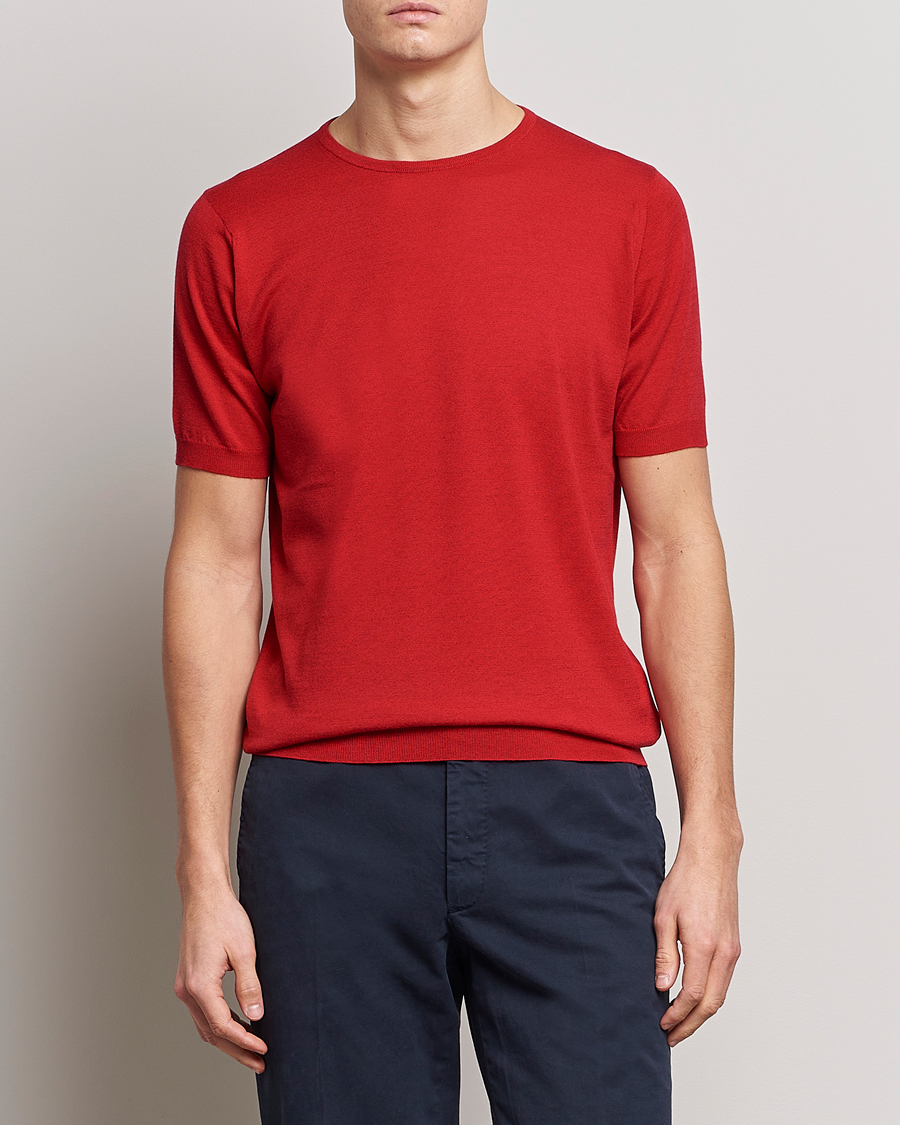 Men |  | John Smedley | Belden Wool/Cotton T-Shirt Ruby