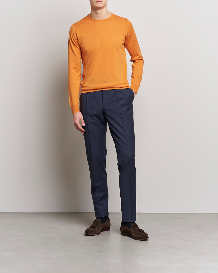 Men | Sweaters & Knitwear | John Smedley | Hatfield Sea Island Crew Neck Mandarin Orange
