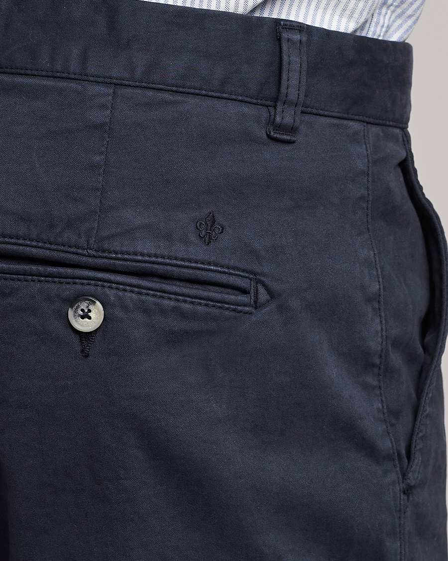 Men | Trousers | Morris | Jeffrey Brushed Chinos Blue