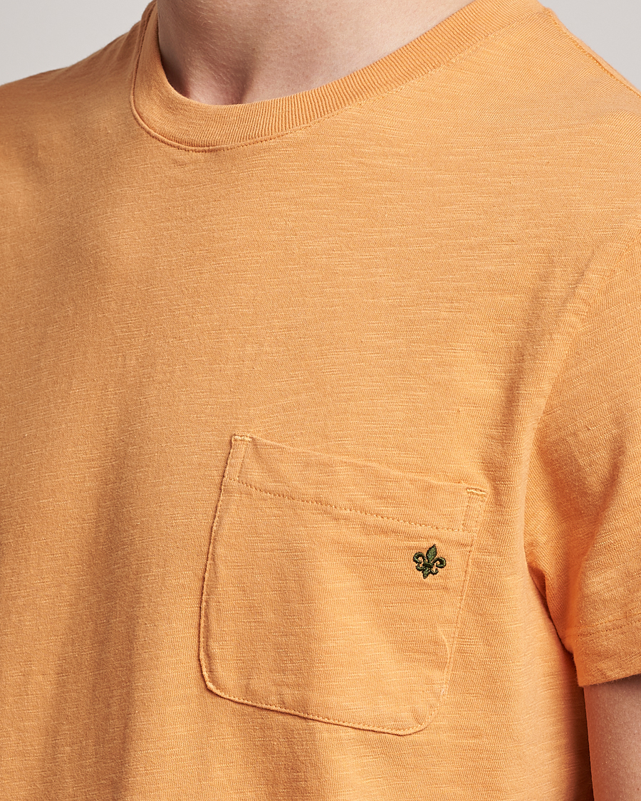 Men | T-Shirts | Morris | Lily Slub Pocket Crew Neck Tee Orange