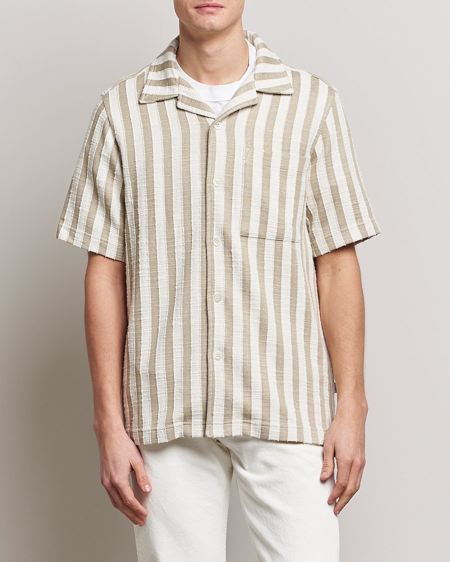 Men | Short Sleeve Shirts | NN07 | Julio Knitted Striped Resort Collar Shirt Green/White