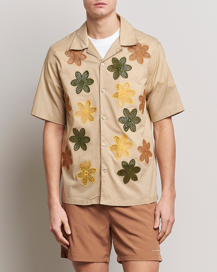 Men | Short Sleeve Shirts | NN07 | Julio Flower Short Sleeve Shirt Cream
