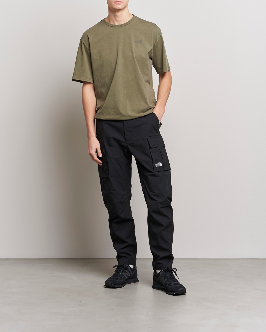 Men | Trousers | The North Face | Heritage Cargo Pants Black