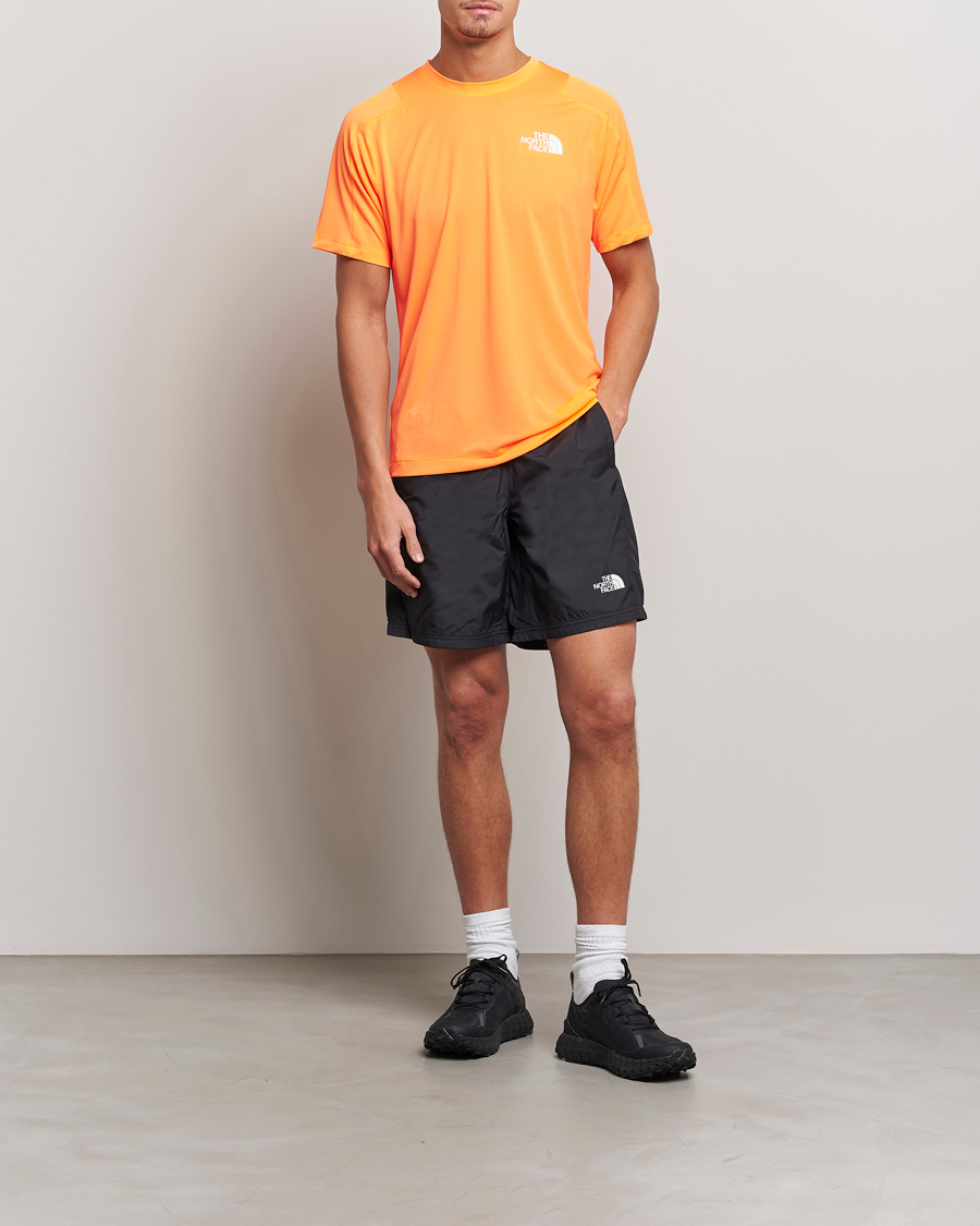 Men | T-Shirts | The North Face | Mountain Athletics T-Shirt Vitamin C