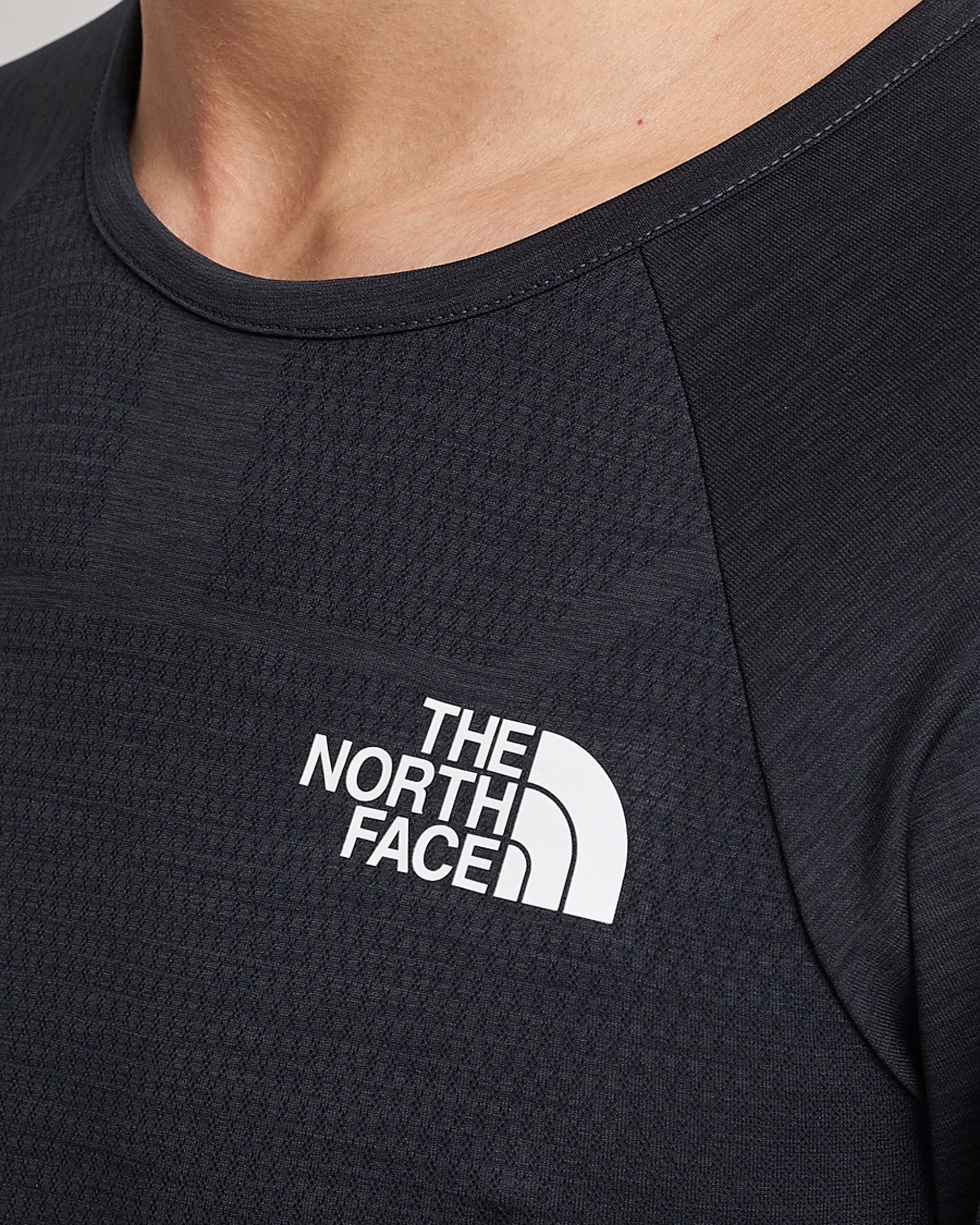 Men | T-Shirts | The North Face | Mountain Athletics Long Sleeve Black