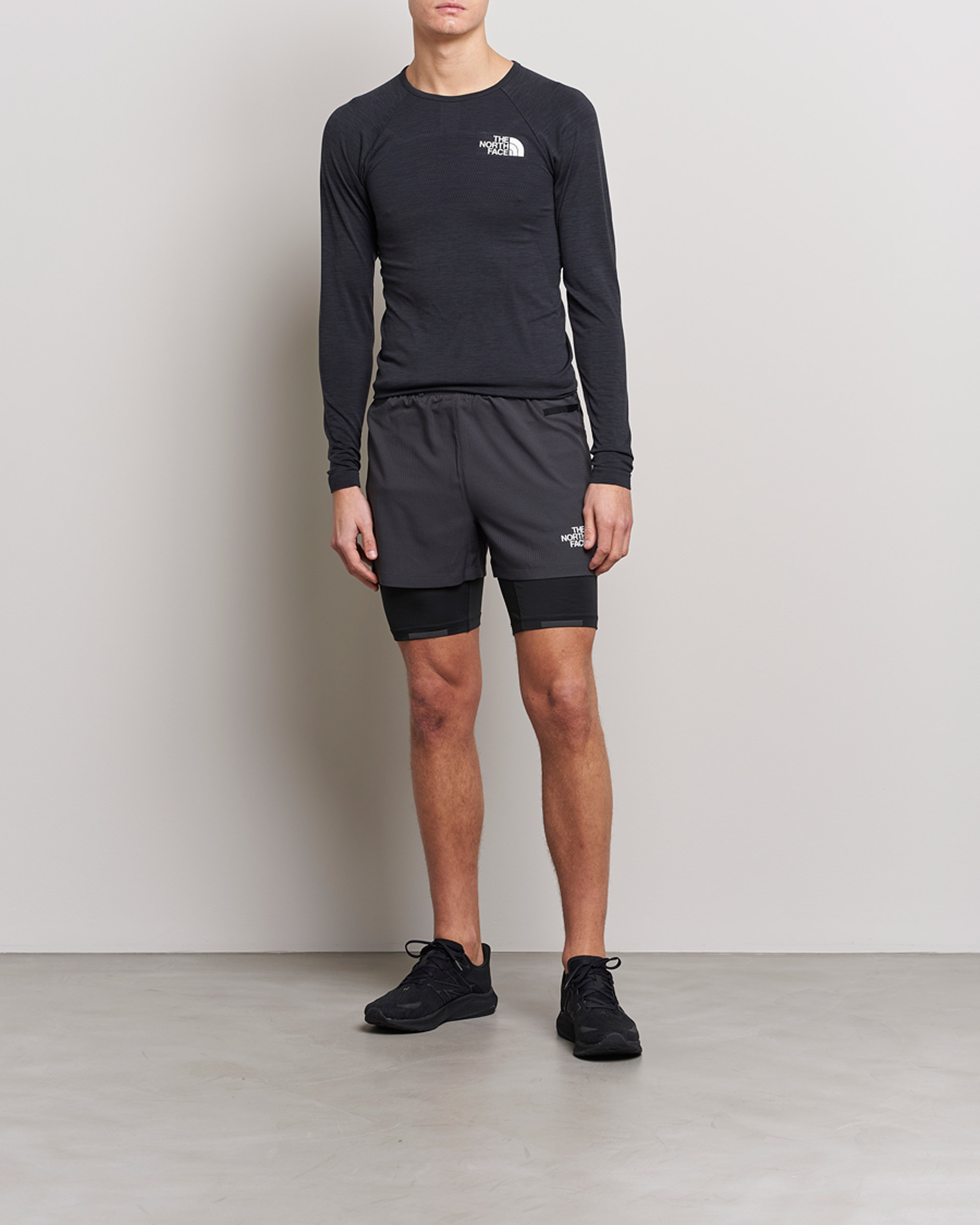 Men | Shorts | The North Face | Mountain Athletics Dual Shorts Black/Asphalt