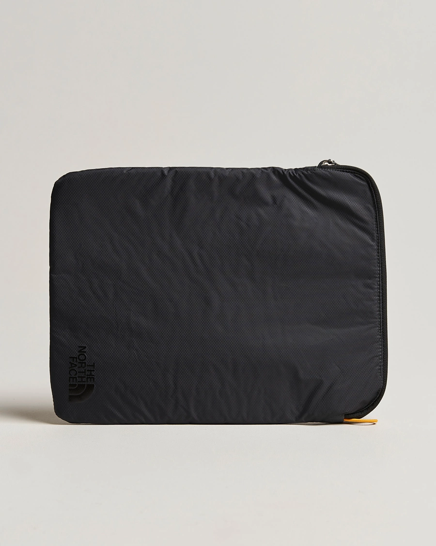 Men | The North Face Flyweight Laptop Sleeve Black | The North Face | Flyweight Laptop Sleeve Black