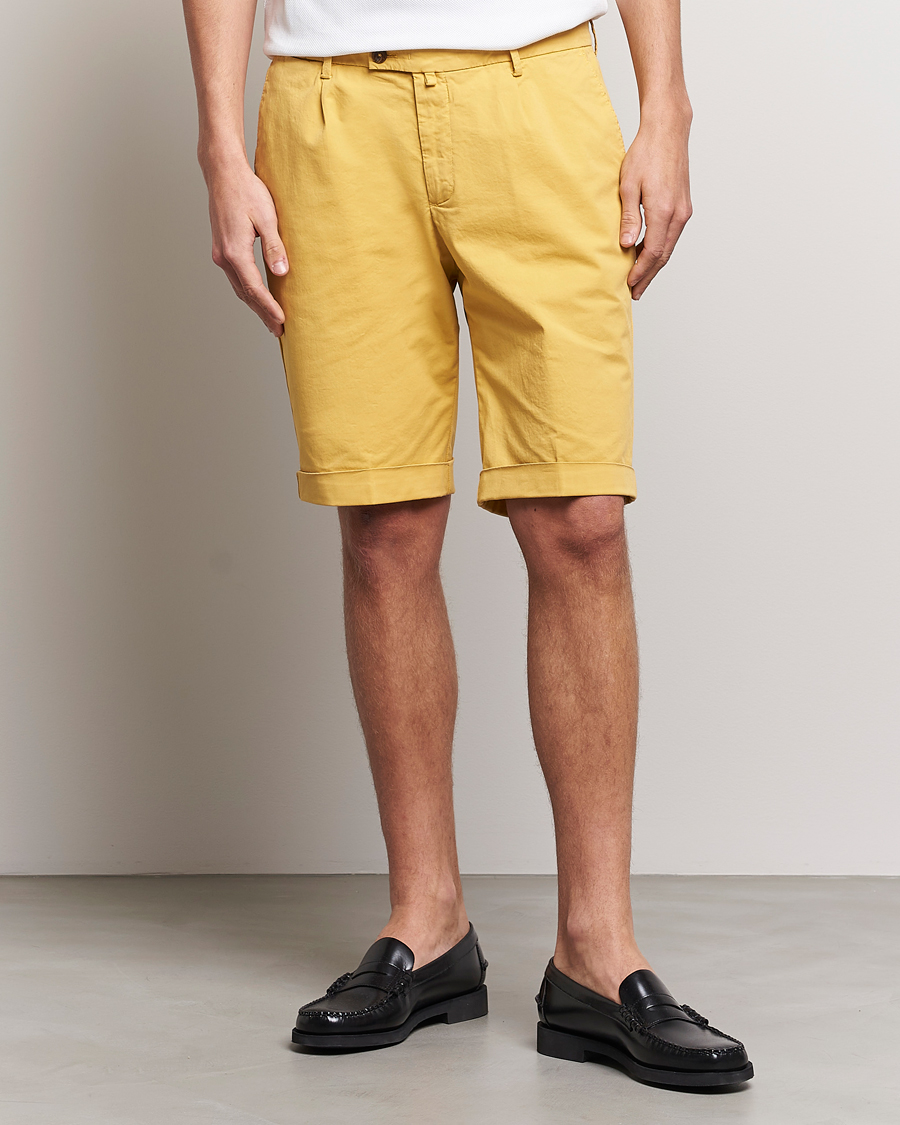 Men |  | Briglia 1949 | Pleated Cotton Shorts Yellow