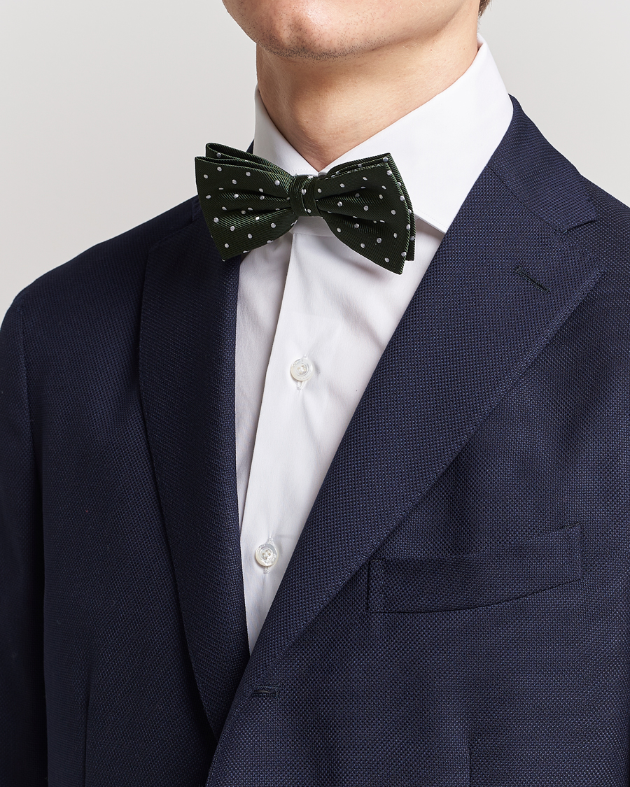 Men | Amanda Christensen Dot Pre Tie Silk Olive/White | Amanda Christensen | Dot Pre Tie Silk Olive/White