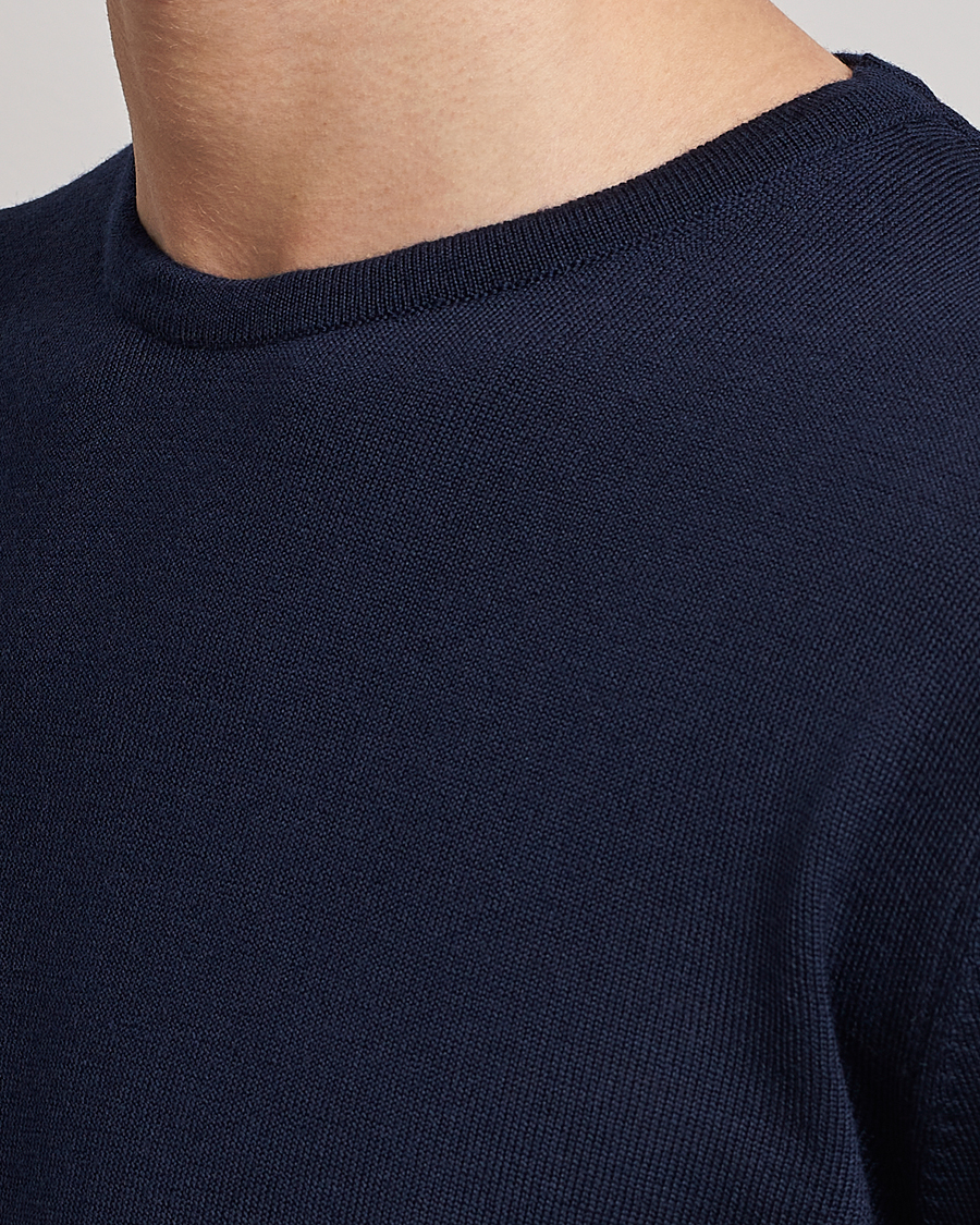 Men | Sweaters & Knitwear | Stenströms | Merino Patch Crew Neck Navy/Light Blue