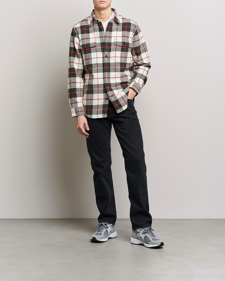 Men | Shirts | Filson | Vintage Flannel Work Shirt Natural/Charcoal