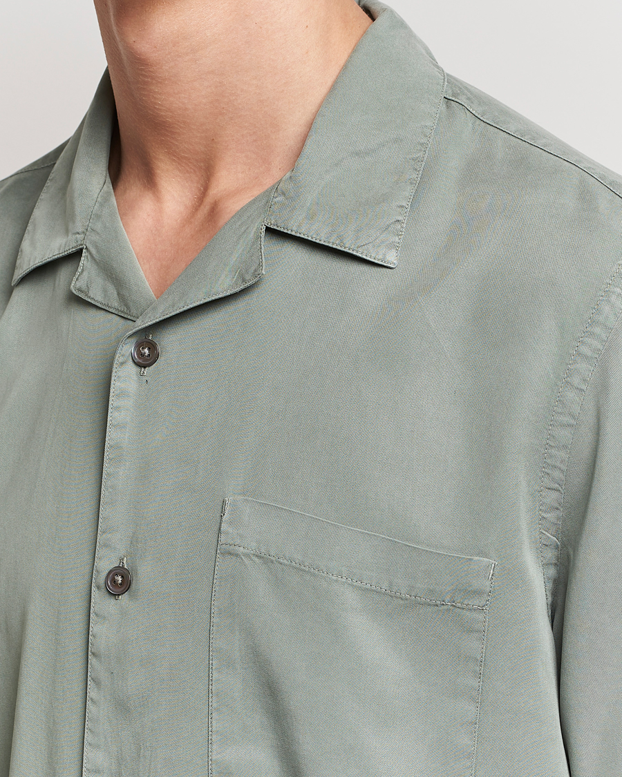 Men | Shirts | A Day's March | Yamu Short Sleeve Tencel Shirt Dusty Green