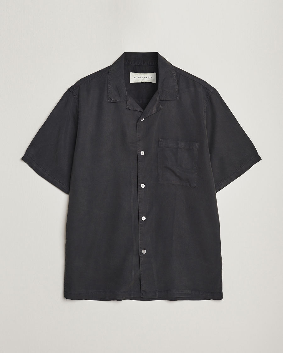Men | Shirts | A Day's March | Yamu Short Sleeve Tencel Shirt Off Black