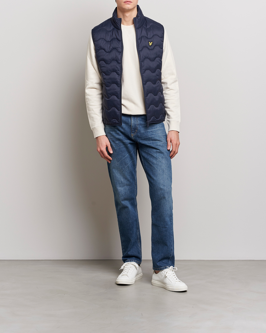 Men | Gilets | Lyle & Scott | Crest Quilted Gilet Vest Dark Navy