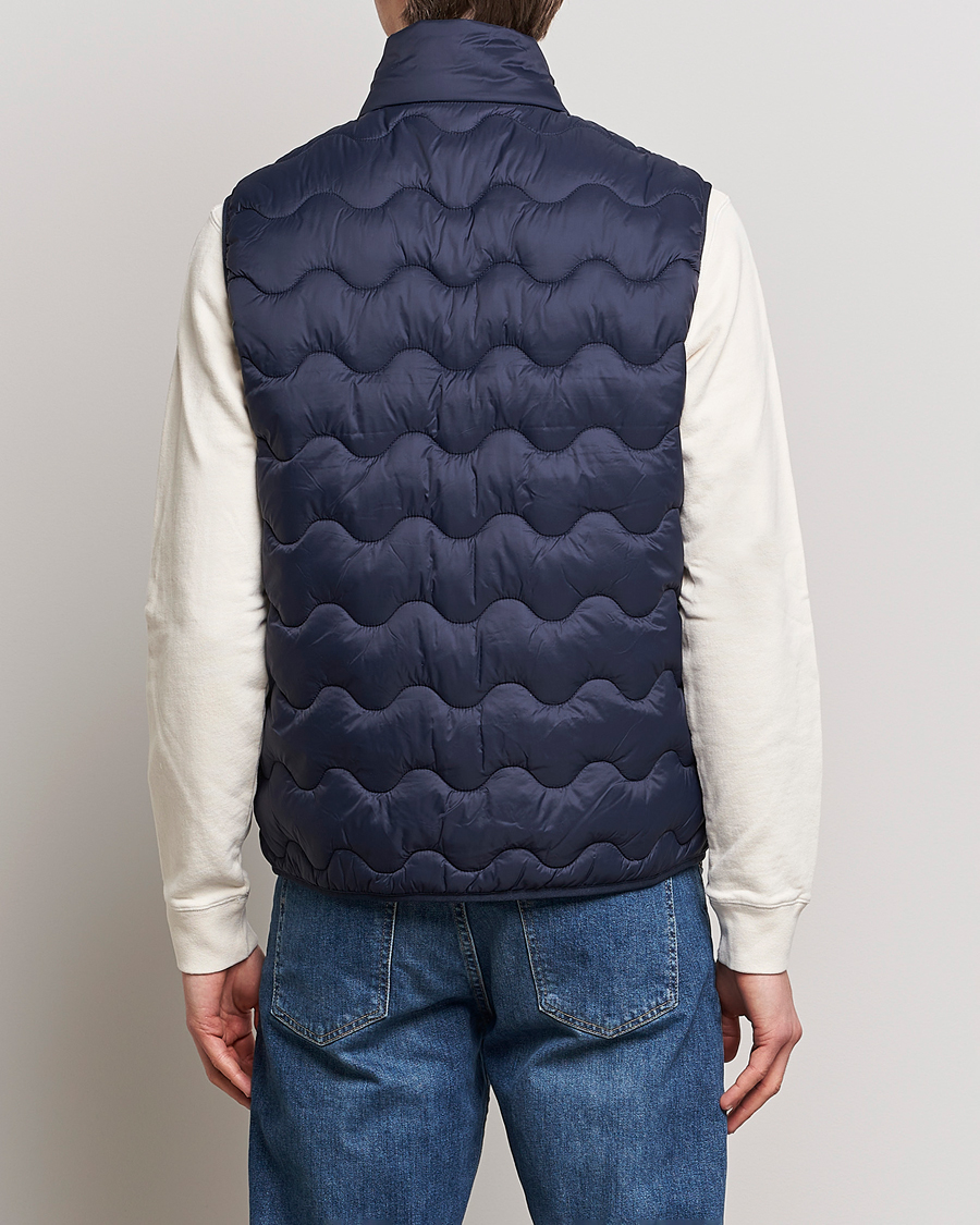 Men | Gilets | Lyle & Scott | Crest Quilted Gilet Vest Dark Navy