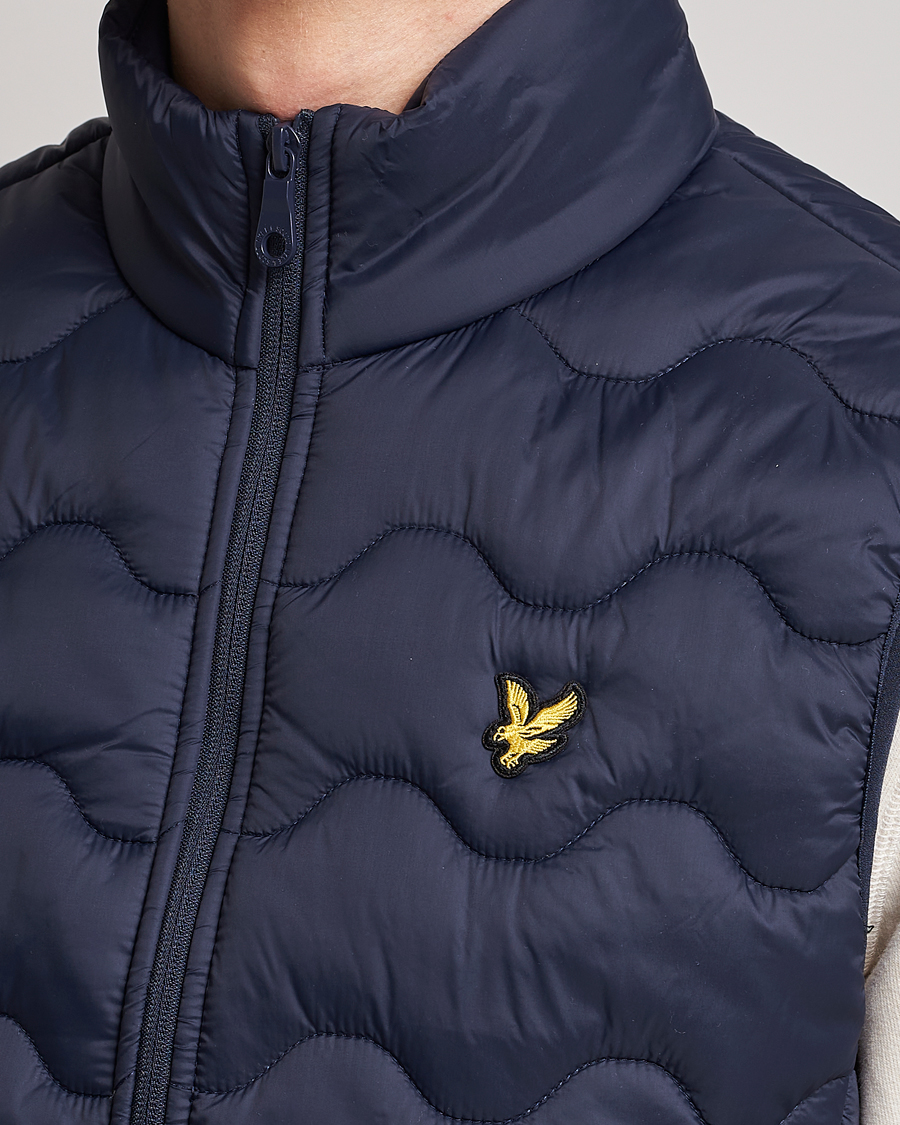 Men | Gilets | Lyle & Scott | Crest Quilted Gilet Vest Dark Navy