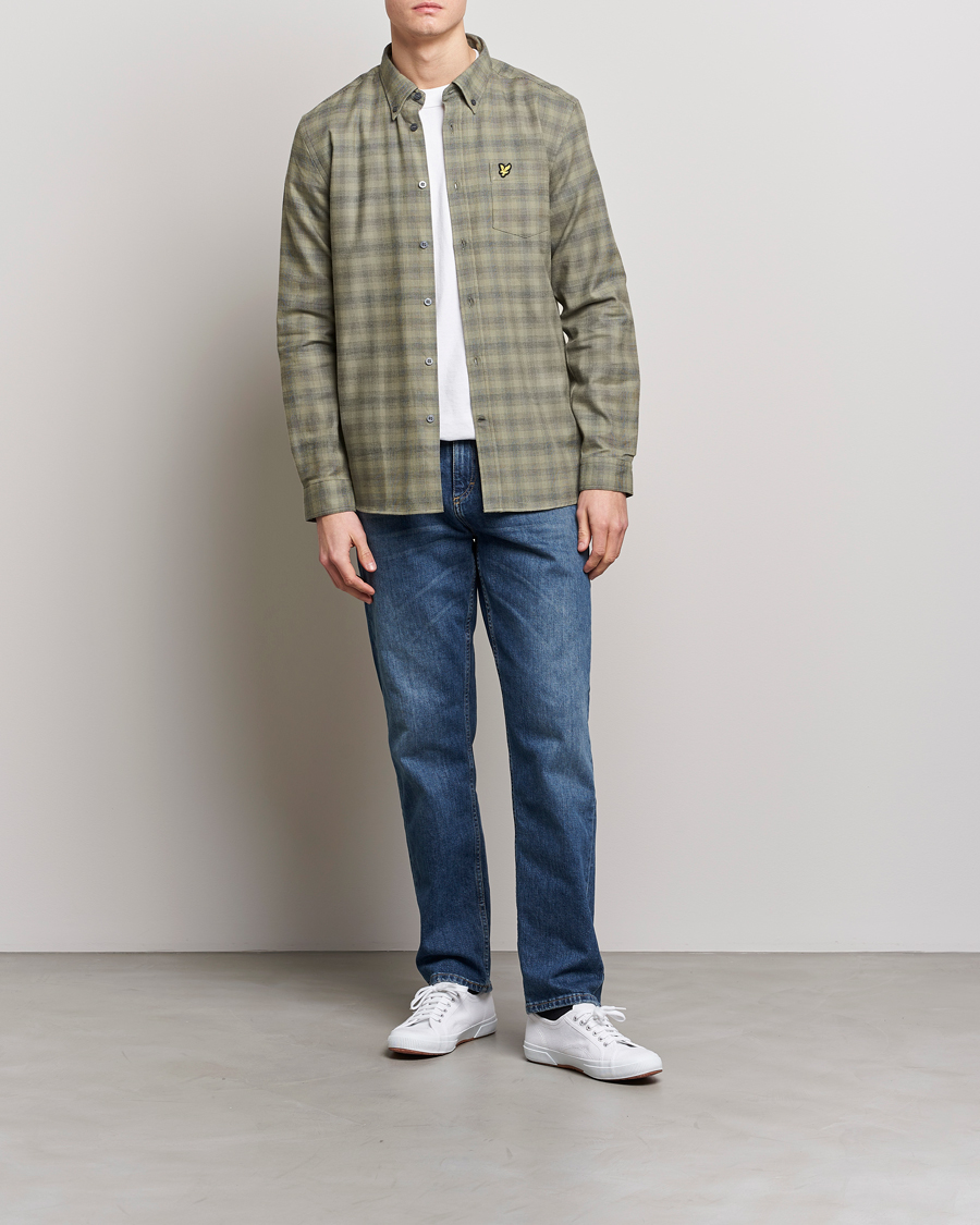 Men | Shirts | Lyle & Scott | Button Down Flannel Shirt Sea Weed