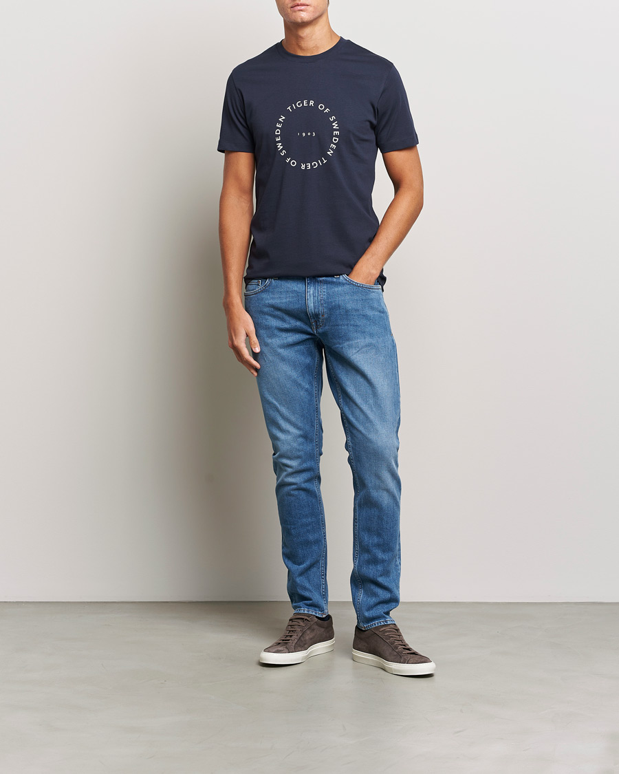 Men | T-Shirts | Tiger of Sweden | Dillan Crew Neck Logo T-Shirt Light Ink