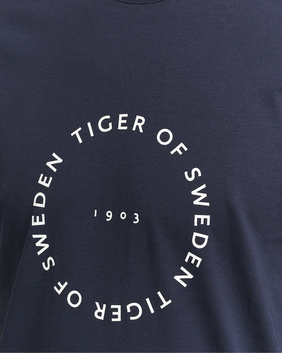 Men | T-Shirts | Tiger of Sweden | Dillan Crew Neck Logo T-Shirt Light Ink