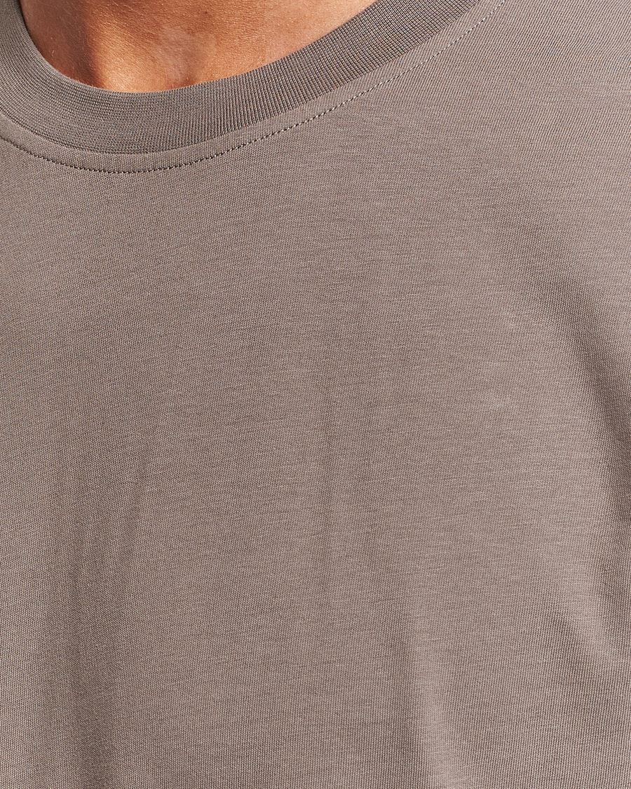 Men | T-Shirts | Tiger of Sweden | Dillan Crew Neck T-Shirt Dark Stone